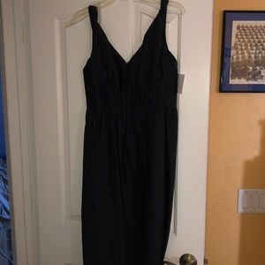 Liz Claiborne ladies simple black dress.  Size 6.  Simple but elegant.